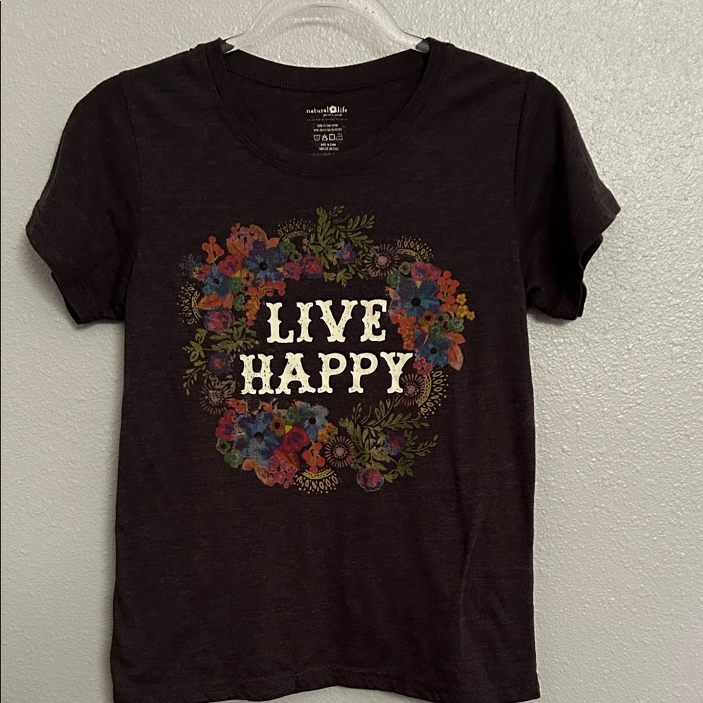 Natural Life Live Happy Medium Graphic T-Shirt